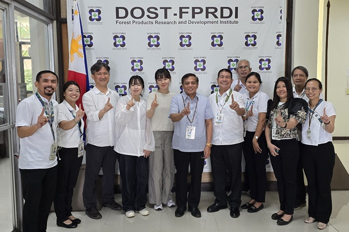사진_250710_한국임업진흥원, 필리핀 산림제품연구개발원(FPRDI)과 목재 수종식별 기술교류 강화.jpg