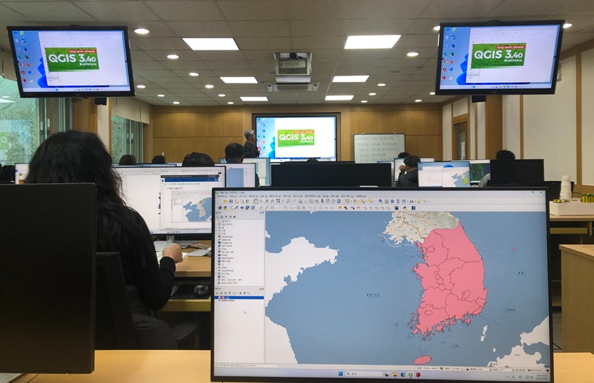 (20260205) 산림공간정보 자유롭게 활용해요(사진).jpeg