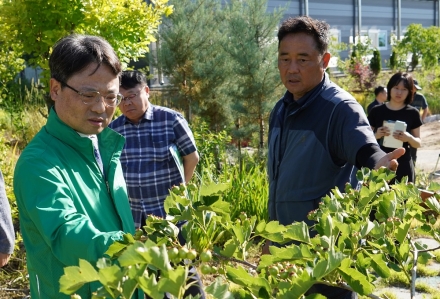 박은식 산림청장, 산림신품종 재배단지 찾아 현장 의견 청취