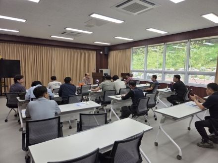 강릉국유림관리소, 폭염 대응 위해 산림토목사업 일시 중단