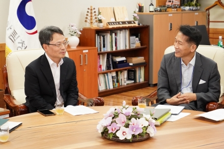 산림청장, 한국산림휴양복지학회와 산림복지 발전 방향 논의