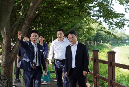 산림청장, 평택 도시바람길숲 찾아 폭염 저감 효과 점검