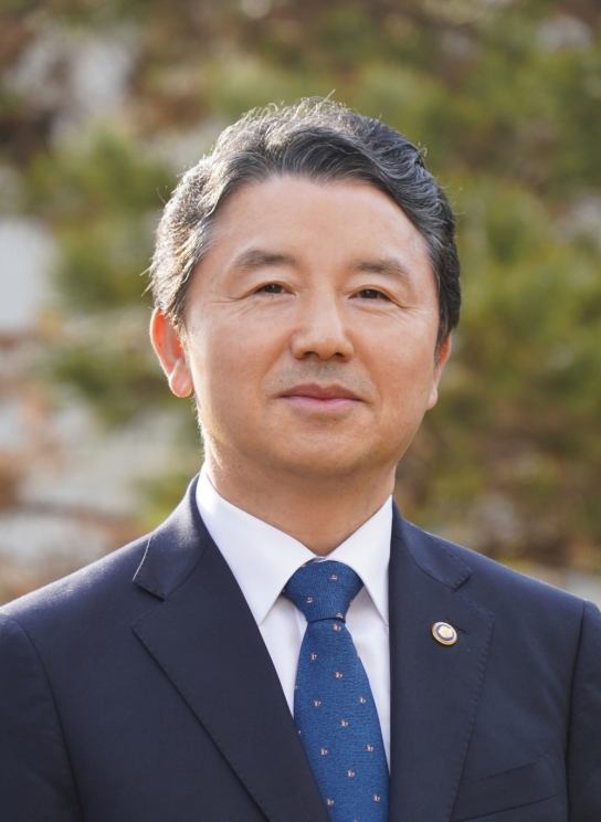 남성현 산림청장, 코로나19 2가 백신 추가접종
