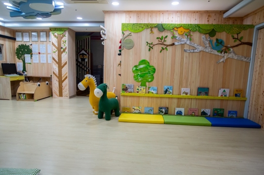 국산목재로 어린이집 실내환경 개선 추진