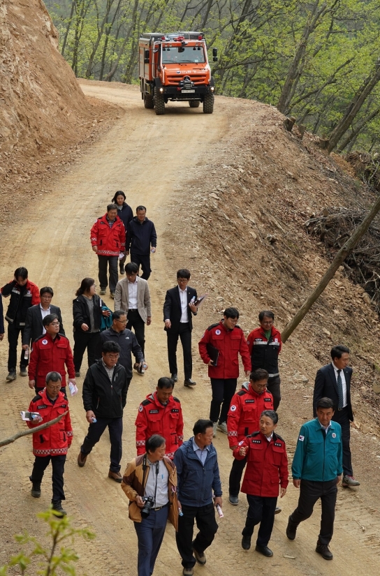 산불재난 신속대응 위해 산불진화임도 확충한다!