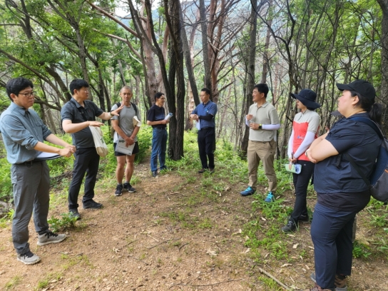 지난해 대형산불로 소실된 지리산 산림생태계 회복 방안 논의