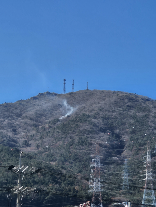 경상남도 거제시 산불발생... 진화중