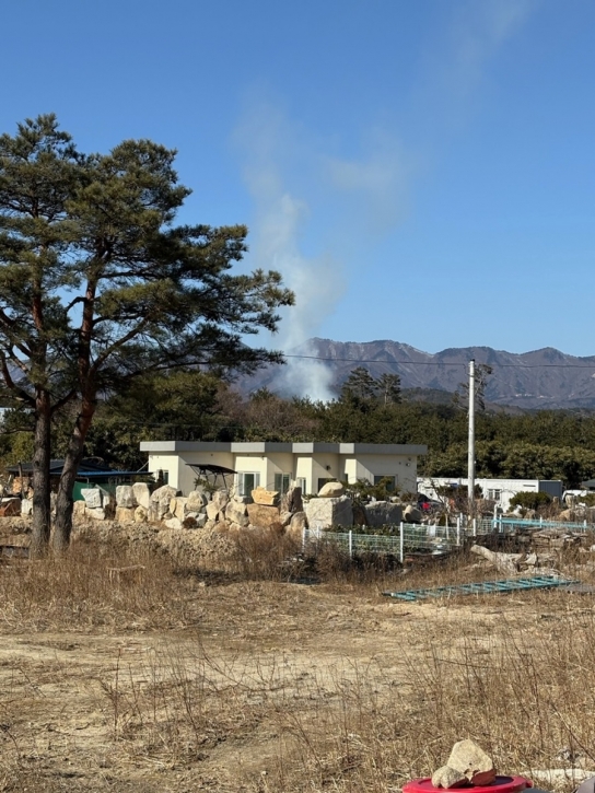 강원특별자치도 고성군 산불발생.. 진화완료
