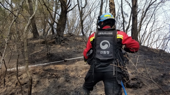 산림당국 충남 아산 산불.. 진화완료