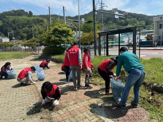 통영시 봉평동, 산불예방 캠페인 및 환경정비 실시